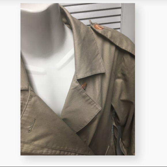 New York Harbor Trench Coat - Picture 3 of 8